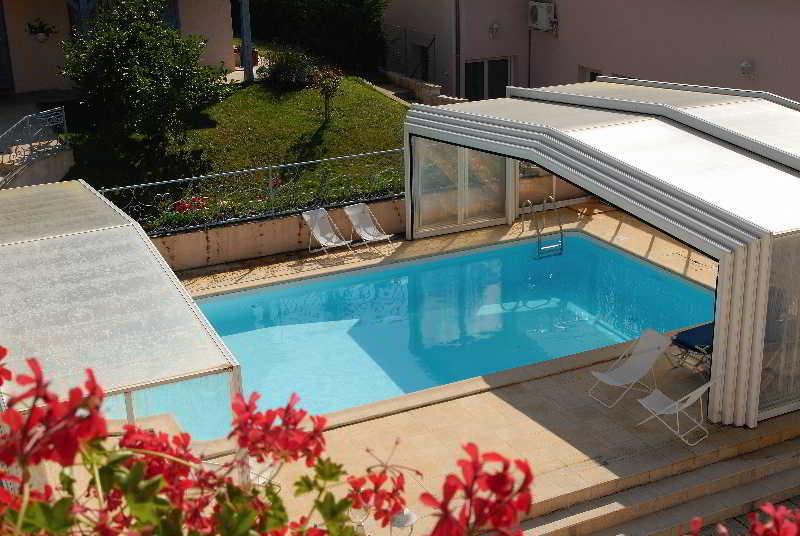 Logis Aux Maisons Exterior photo
